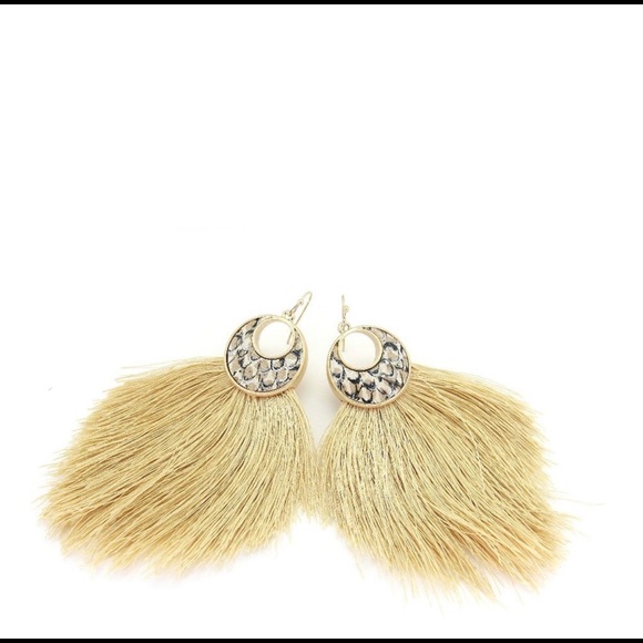 Snakeskin Tassel Earring-LAST PAIR ☝️ - Picture 5 of 6